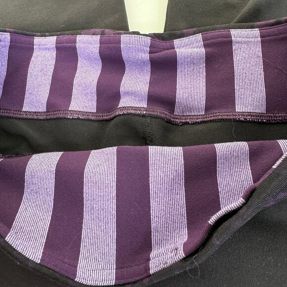 Lululemon Gather & Crow Crop Beautiful Baroque Deep - Picture 11 of 15